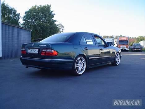 Mercedes Benz 290E billede 4