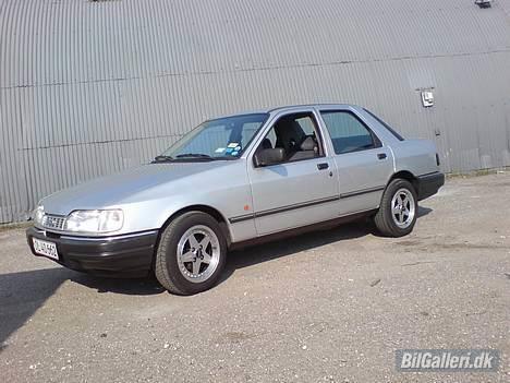 Ford Sierra 2,0 i -SOLGT- - en dag i nordhavnen. Vi fandt det her sted at skyde pisc billede 2