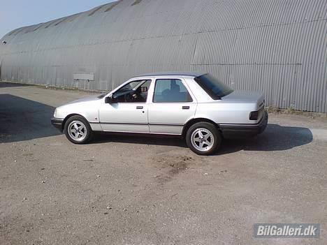Ford Sierra 2,0 i -SOLGT- - en dag i nordhavnen. Vi fandt det her sted at skyde pisc billede 7