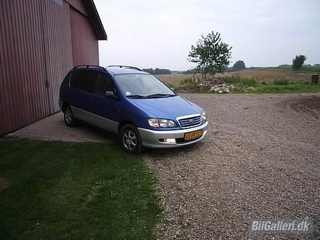 Toyota Sportsvan (Solgt) - side med tåglygter billede 2