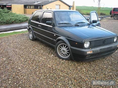 VW golf 16v solgt billede 2