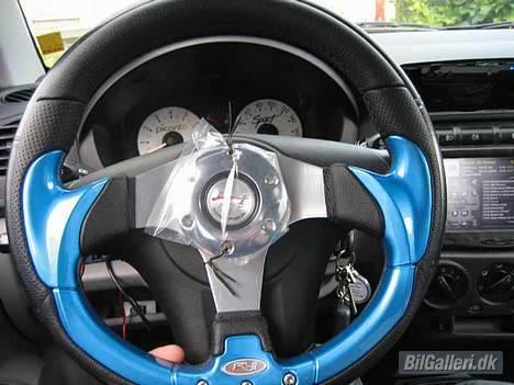 Kia Picanto Sport - Det nye rat det blå bliver malet i bilens farve billede 8