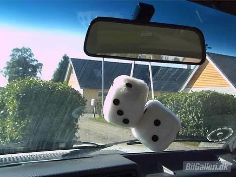 Volvo 340 DL (SOLGT) - Mit styling, truckernosserne :D billede 9