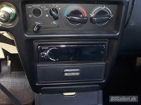 Mitsubishi Lancer GLXi SOLGT billede 8