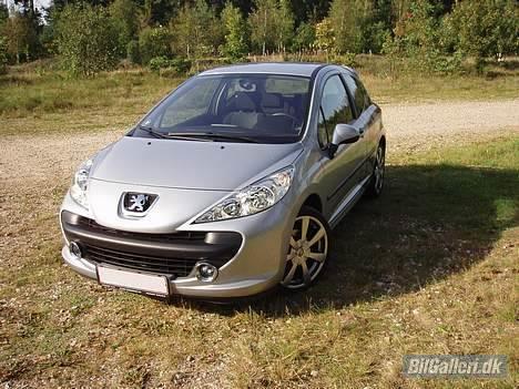 Peugeot 207 S16 ** SOLGT** billede 6