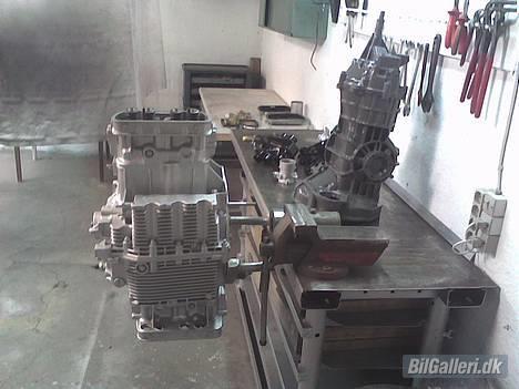 VW Karmann Ghia Projekt - Motor & gearkasse mm. billede 9