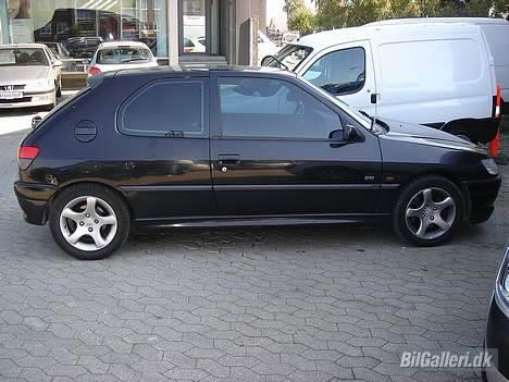 Peugeot (solgt) SorteSlyngel billede 11