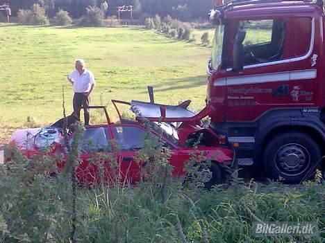 Toyota carina e (SOLGT) billede 13