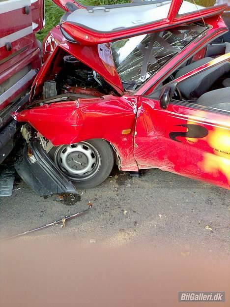 Toyota carina e (SOLGT) billede 14