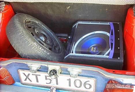 Talbot Samba LS Skrottet - Tjaa, den fylder halv delen af bagagerummet. Men det gav noget bedre lyd billede 9