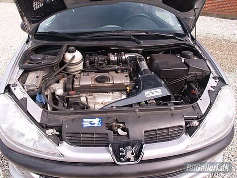 Peugeot 206 TOTAL SKADET:( billede 4