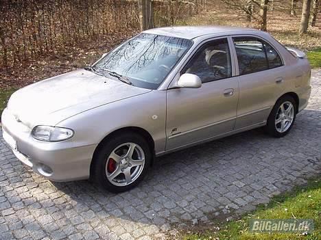 Hyundai Accent 1,5 GLS *SOLGT* - GAMMELT BILLEDE billede 6