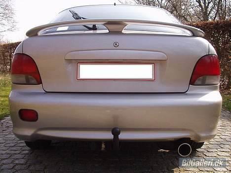 Hyundai Accent 1,5 GLS *SOLGT* - GAMMELT BILLEDE: Logofri bag. billede 8