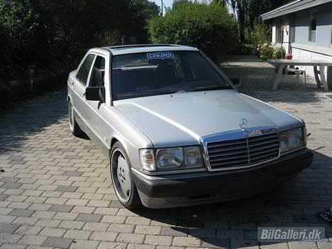 Mercedes Benz 190e "Solgt" billede 4