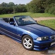 BMW 318i Cabriolet *Til salg*
