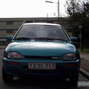 Mazda 121 ( skrottet )