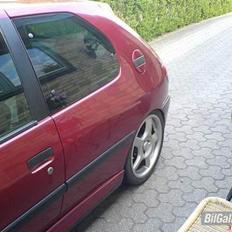 Peugeot 306 2,0 XSI (Solgt)
