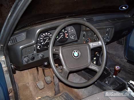BMW E21 323i  - cockpit  billede 6