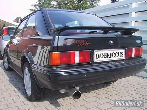 Ford Escort RS Turbo S2 - Næsten original bagende. billede 1