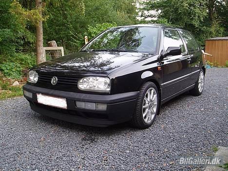 VW Golf 1,8 pink floyd SOLGT billede 1