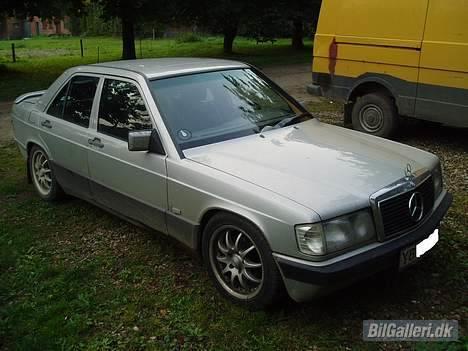 Mercedes Benz 190D billede 1