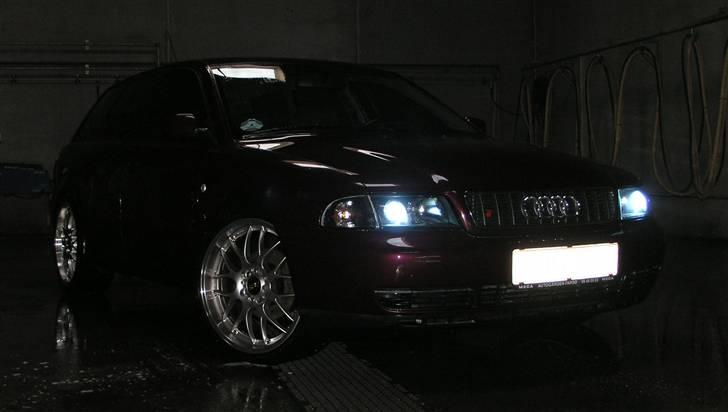 Audi A4 1.8T Quattro billede 6