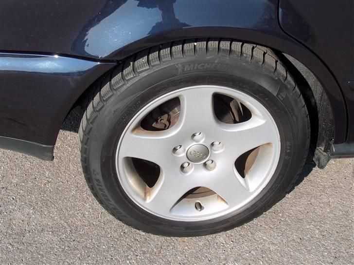 Audi A4 limosine - nyt foto d.8/3-08 vinter hjul billede 11