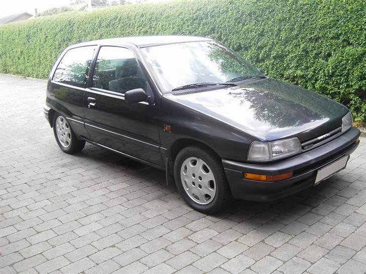 Daihatsu Charade 1,3 16v SOLGT - Nu med alu... billede 4