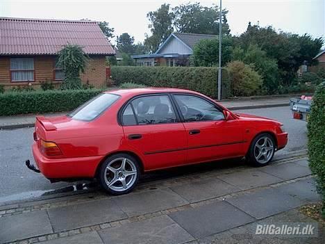 Toyota Corolla 1,6 XLI sedan billede 9