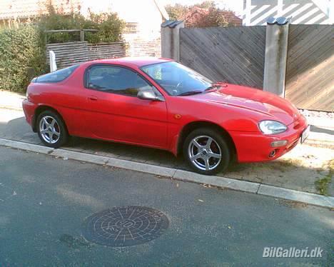 Mazda MX-3 billede 1