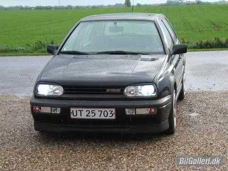 VW golf 3 VR6 >SOLGT< - med xenon 6000K og hvide dioder i positionslyset ( UDEN GEVINDUNDERVOGN ) billede 11