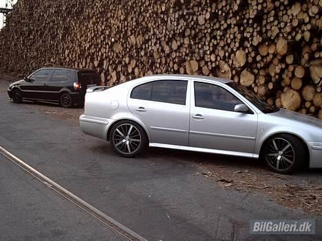 Skoda octavia 1,8t Solgt - Tja. altid godt med lidt brænde her til vinter billede 8