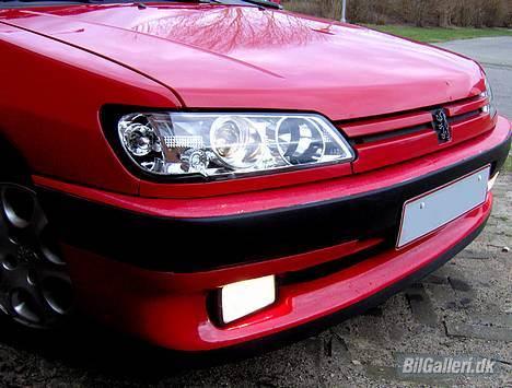 Peugeot 306 XLD - Snuden uden den emblemfrie front billede 1