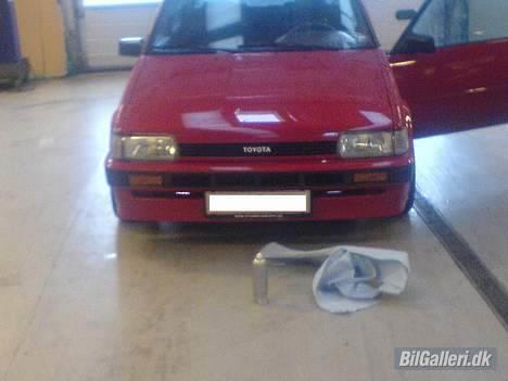 Toyota Corolla Turbo *SOLGT* - Laserjammere aktiveret (lilla lys ved nr. plade) billede 18