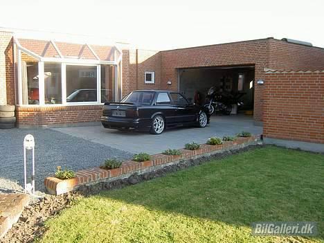 BMW 320i -ETA billede 2