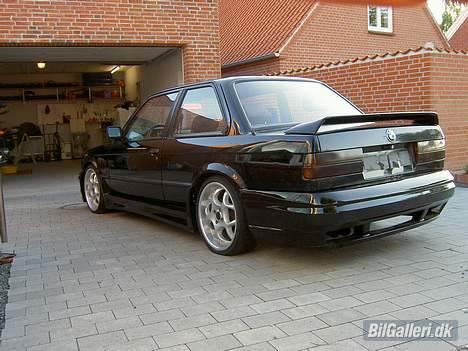 BMW 320i -ETA billede 5