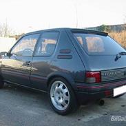 Peugeot 205 GTI