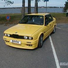 BMW 320i E30 KAT. (SOLGT)