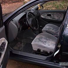 Mitsubishi Carisma GLS -Solgt