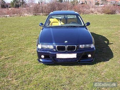 BMW 320i - E36 coupe (SOLGT) billede 5