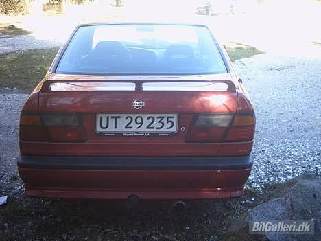 Nissan Primera 2.0e GT - Læg mærke til teksten i logoet... "Se næste billed" billede 5