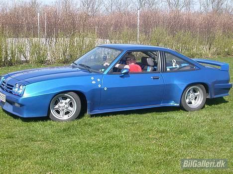 Opel manta 400 replica billede 2