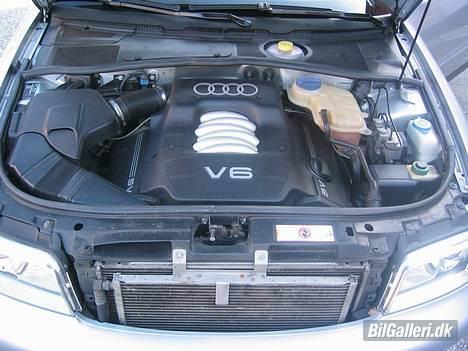 Audi A4 2,8 V6 30V [SOLGT] - Updated: 2006.04.22 billede 7