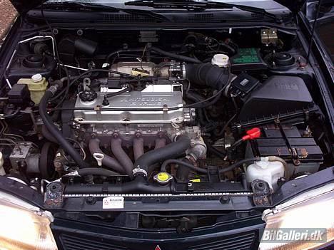 Mitsubishi Carisma GLS -Solgt billede 2