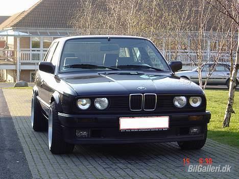 BMW 320i e30 SOLGT billede 1