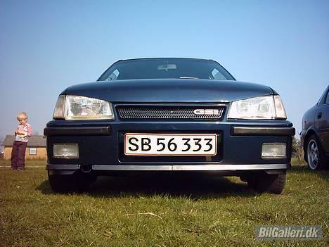 Opel Kadett E  SOLGT ! - Også lige lidt underbygning.... Måske....!  billede 1