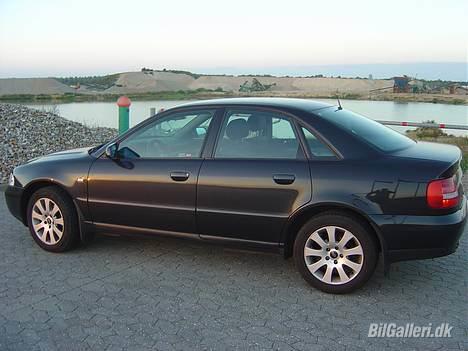 Audi A4 1,8 Turbo -Solgt- billede 9