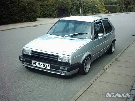 VW GOLF GTI 8v Solgt billede 2