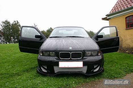 BMW E36 316i Compact>>SOLGT<< - Fly baby FLY! billede 1