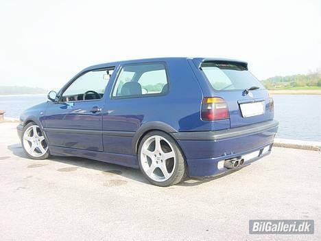 VW Golf III - Med de gamle fælge... billede 3